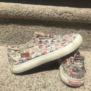 Blowfish Malibu (4 Big Girl)great condition